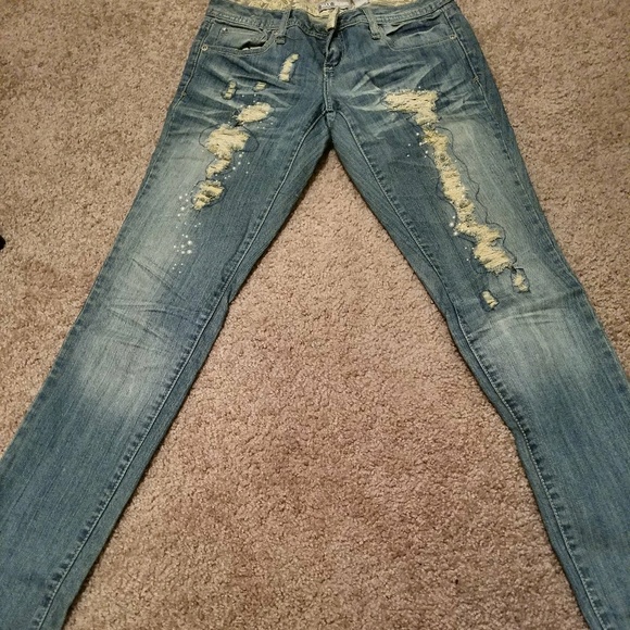 Jeans - Picture 2 of 5